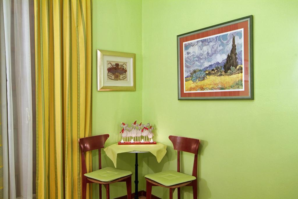 Nefeles Hotel Arachova Exterior photo